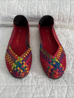 bernie mev. Red Multicolor Woven Flats